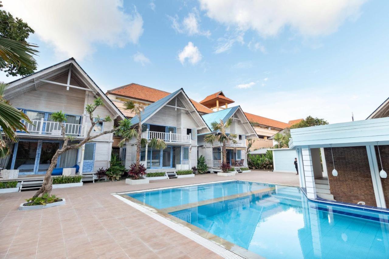Апарт отель Seminyak Beach Hut Экстерьер фото