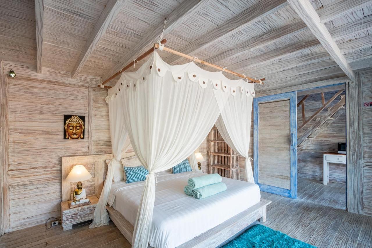 Апарт отель Seminyak Beach Hut Экстерьер фото