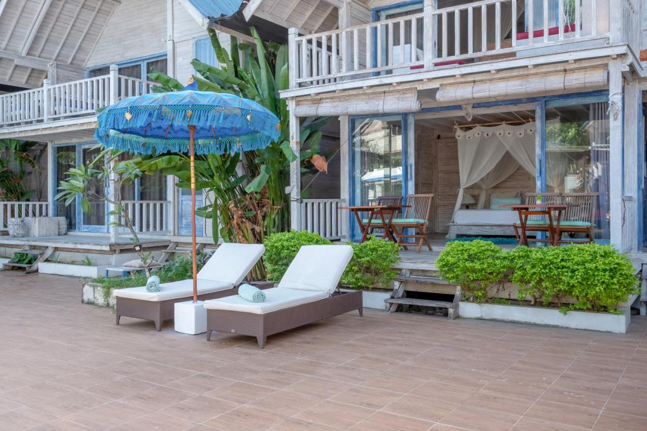 Апарт отель Seminyak Beach Hut Экстерьер фото